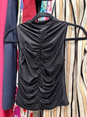 Black Ruched Sleeveless Tank Top